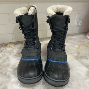 Snow boots